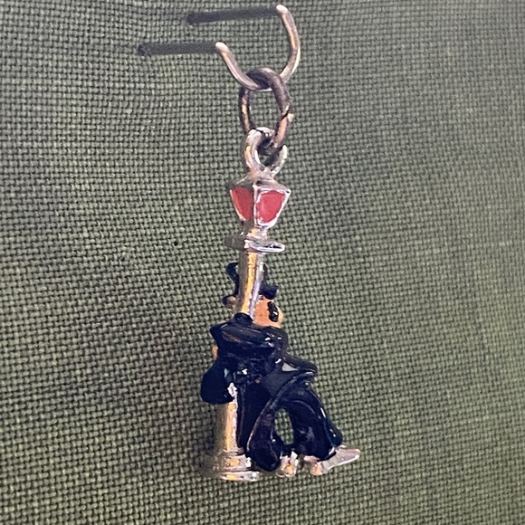 VTG I Sterling Enameled Lush On Lamppost Charm - Picture 12 of 16